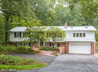 3138 Woodland Ln, Alexandria, VA 22309