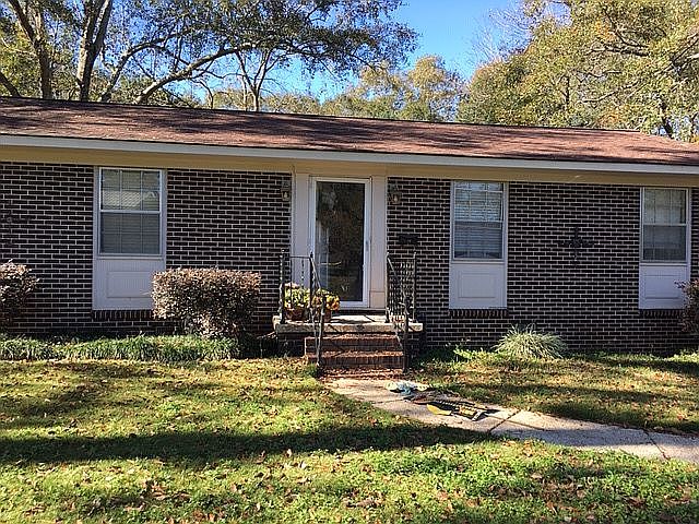 1st image of 203 Camellia Dr