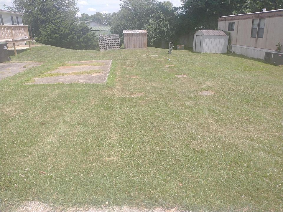 1st image of 735 Williamsburg Dr