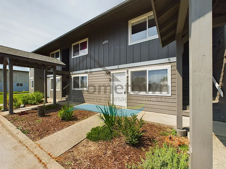 301 W 2nd Ave — Photo 4