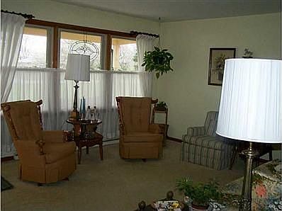 4th image of 5126 Mason Dr