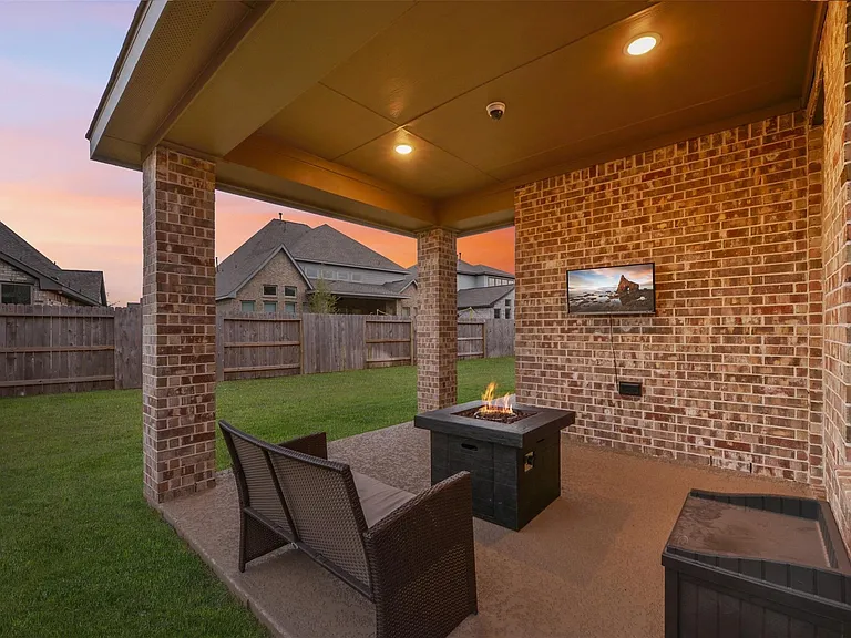 18407 Kilbowie Pl — Photo 38