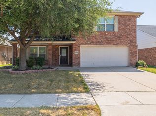 8848 Chaps Ave, Fort Worth, TX 76244