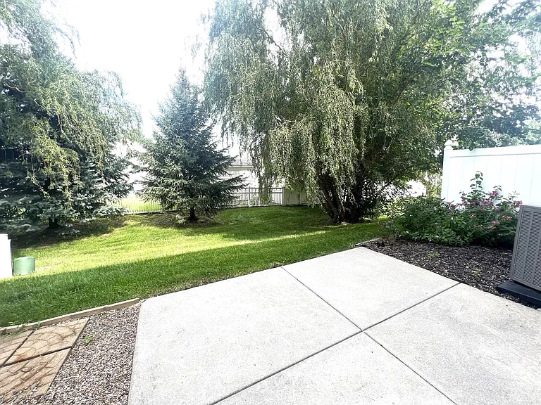 8900 Sicily Ln — Photo 34