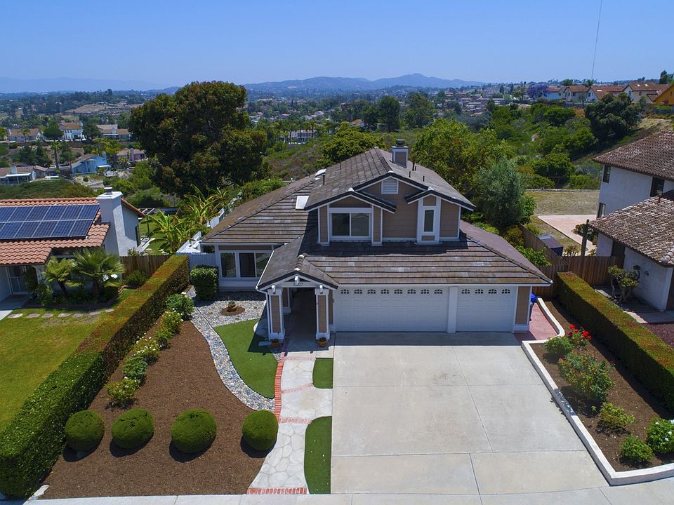 1st image of 5207 Robinwood Dr