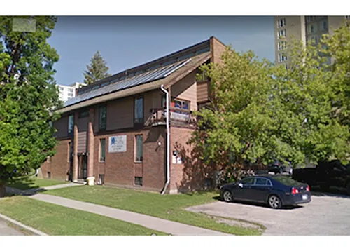 10 Hickory St E Photo 1