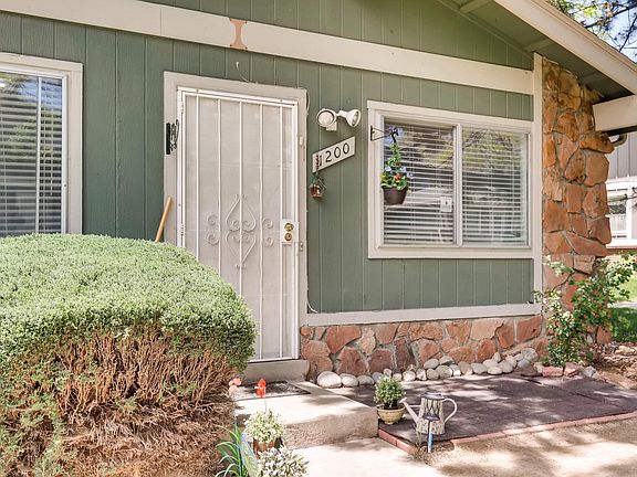 4th image of 1200 S Uvalda St