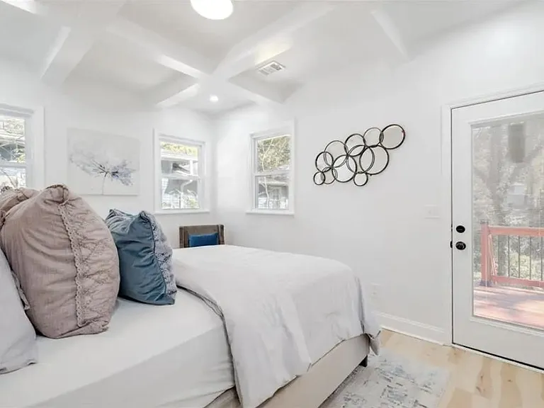 763 Center Hill Ave NW — Photo 22