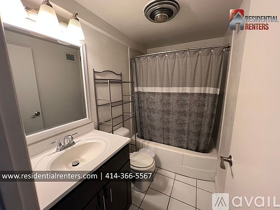 5th image of 1123 N Waverly Pl #404