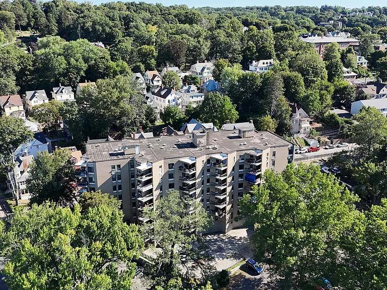 170-4H Hillside Ave — Photo 9