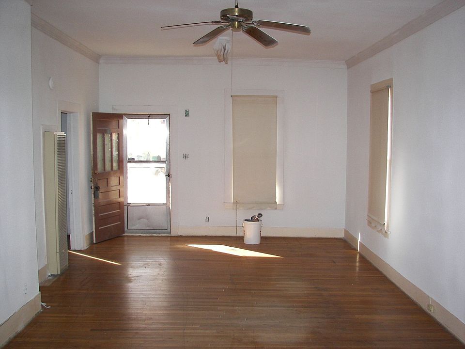 2nd image of 305 S Missouri Ave