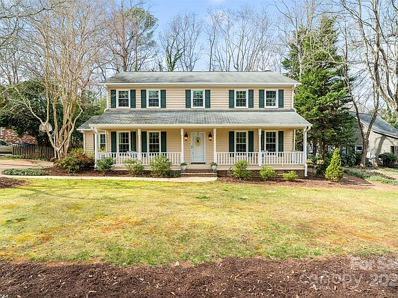 2nd image of 761 Summerwood Dr