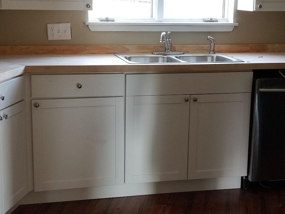 2nd image of 1821 Perrysville Ave #1
