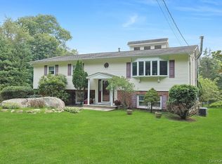 15 Augur Rd, Airmont, NY 10901