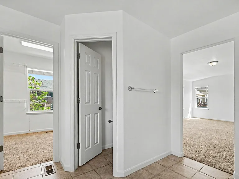 21164 E Jefferson Cir — Photo 15