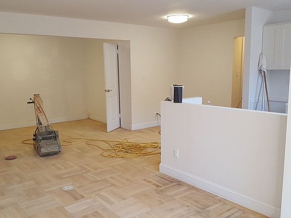 3rd image of 14210 Hoover Ave APT 106