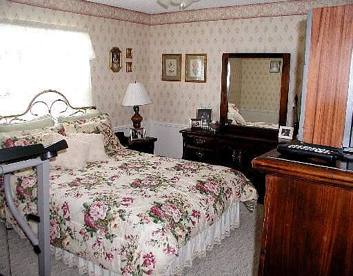 5th image of 19907 PARK BLUFF