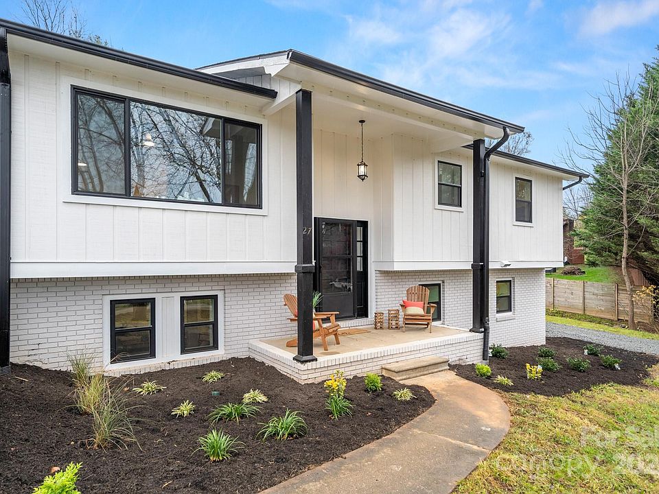 1st image of 27 Windy Ln