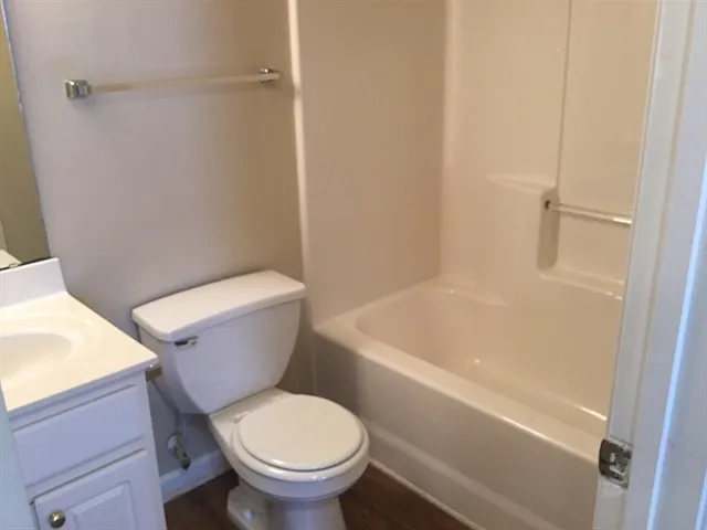 4271 Lake Woodard Dr — Photo 12