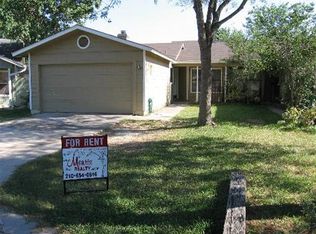 8308 Dixon Ridge Dr, San Antonio, TX 78239