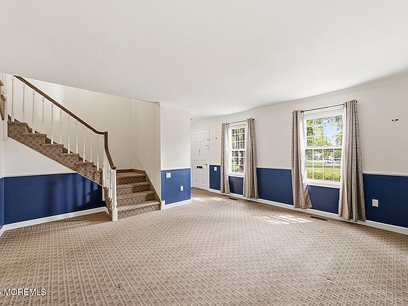 4th image of 13 Sussex Way #13C