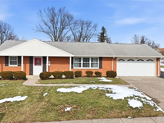 2nd image of 3081 Glengarry Dr