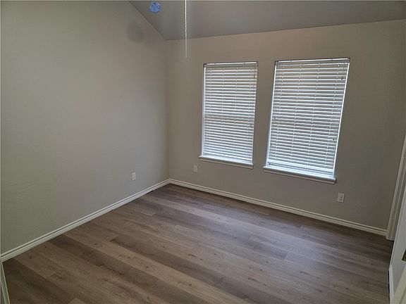 4th image of 4201 Lake Apache Dr