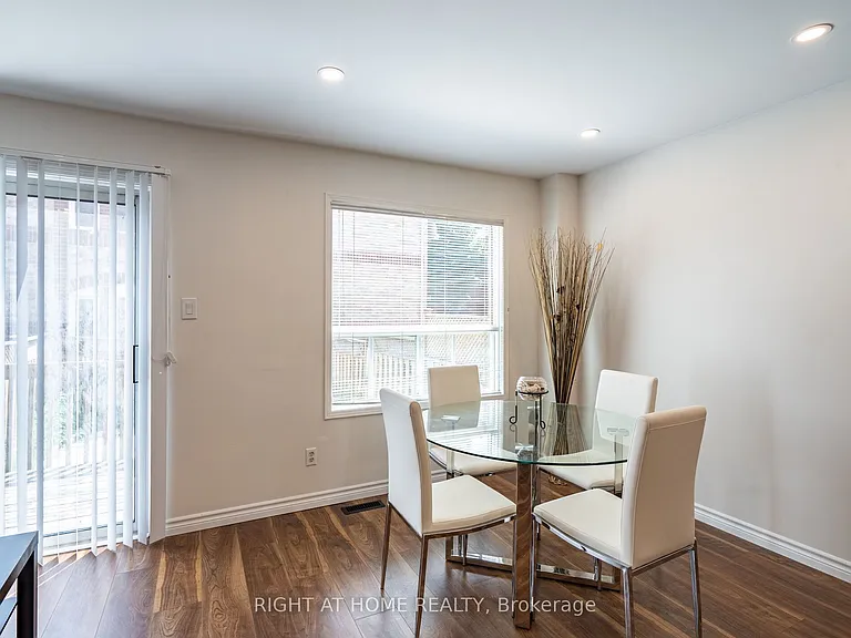 3974 Discovery Ct — Photo 16