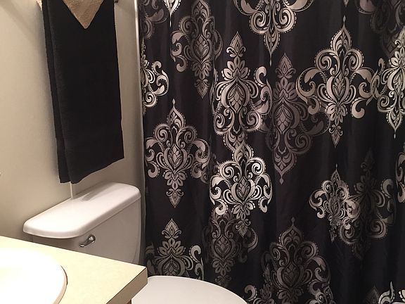 4th image of 2524 N Harrison St Trlr 17A