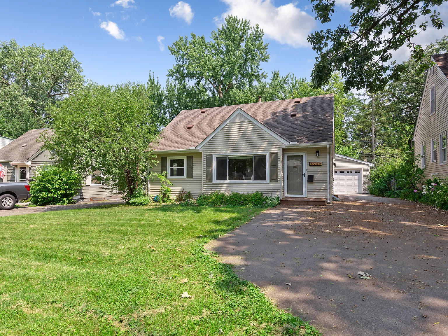4 bed, 1700 sqft, $2,895 — Photo 1