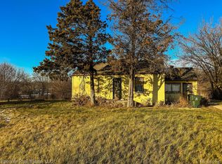 1069 Brown Rd, Orion, MI 48359