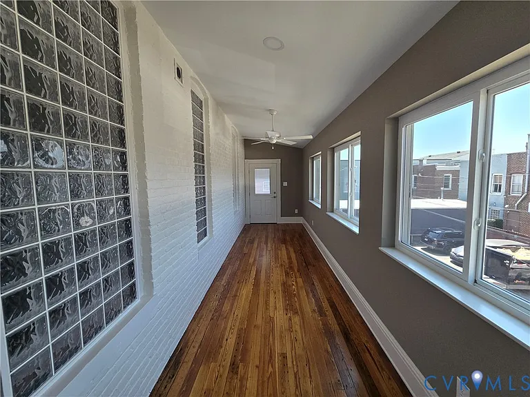 1 N Harvie St #B — Photo 22