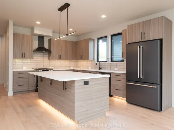 26 NW McCann Ave Unit 3, Bend, OR 97703