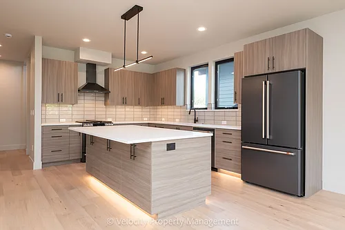 26 NW McCann Ave #3 Photo 1