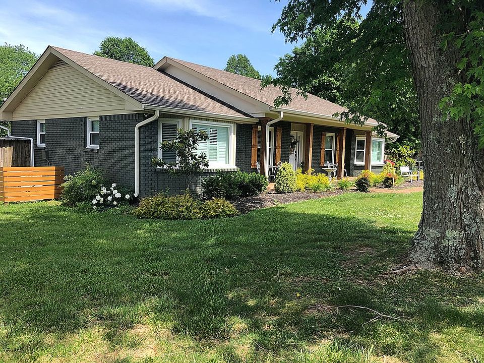 2nd image of 353 Rosebrook Dr