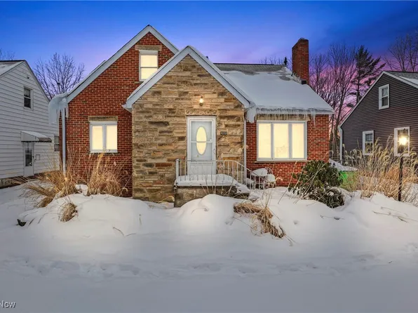 1782 Temple Ave, Mayfield Heights, OH 44124
