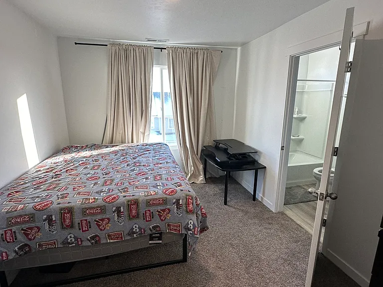 982 E Drifter Ln — Photo 6