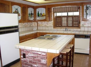 224 N Salaine Dr, Bodfish, CA 93205