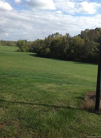 1st image of 271 Sandhills Ct #11