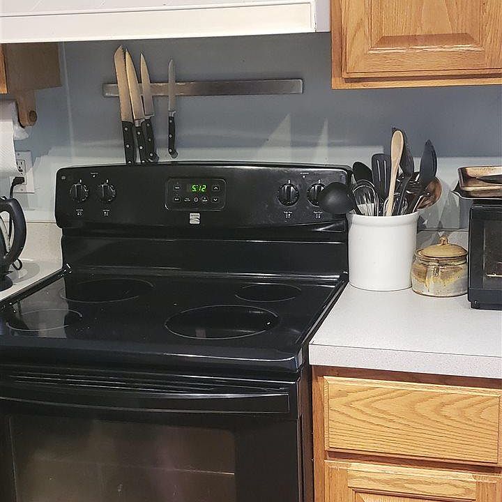 2nd image of 522 Lafayette Dr