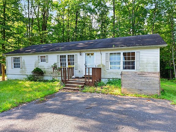 2nd image of 770 Carribean Rd