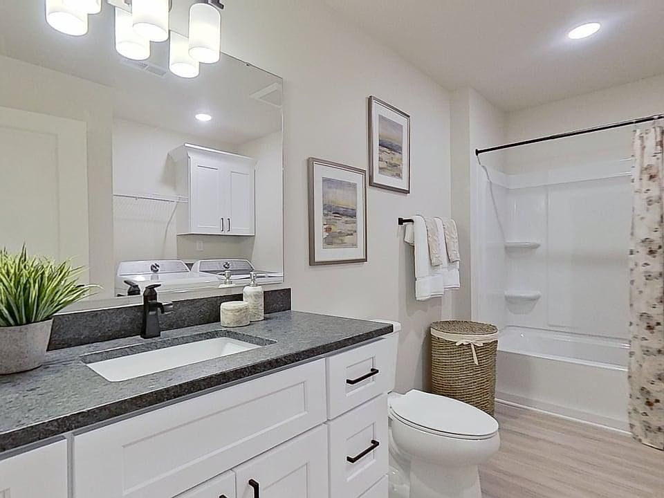 Forestwood-Bathroom