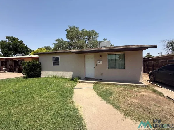 902 1/2 W Runyan Ave, Artesia, NM 88210