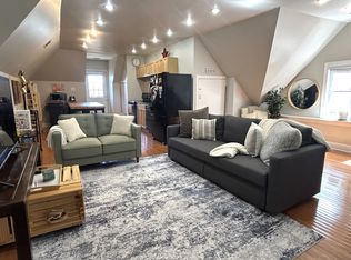 729 S Negley Ave #PENTHOUSE, Pittsburgh, PA 15232