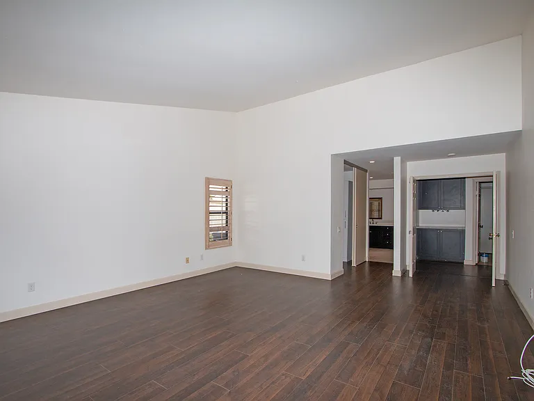 3740 Overpark Rd — Photo 17