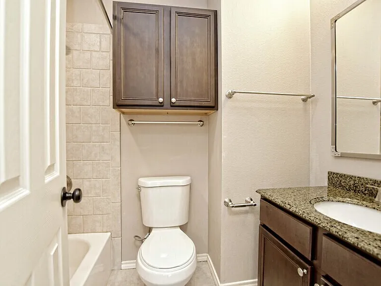 8103 Tuscarora Trl #A — Photo 6