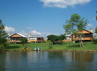 200 Wirtz Dam Rd, Cottonwood Shores, TX 78657