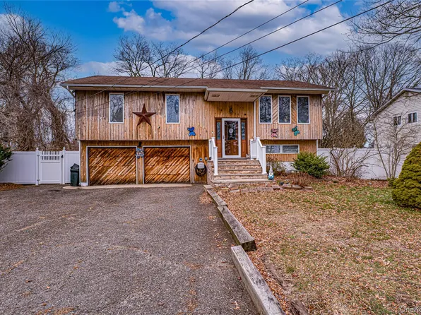 187 Nolin Street, Brentwood, NY 11717