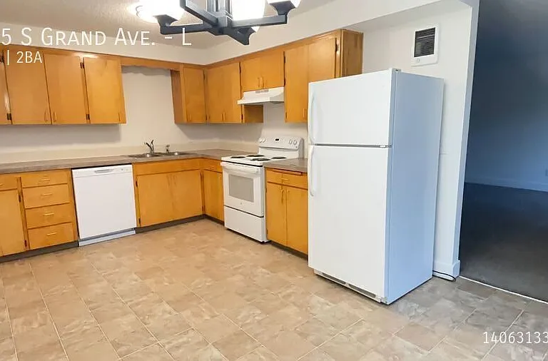 605 S Grand Ave #L — Photo 5