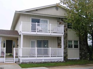 437-439 Berkshire Dr, Ventnor, NJ 08406
